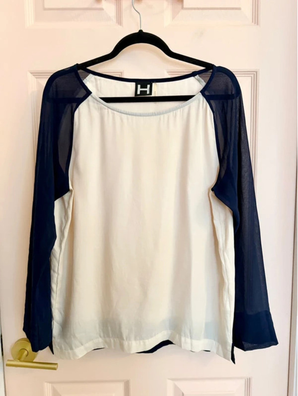 Lightweight H by Bordeaux top
